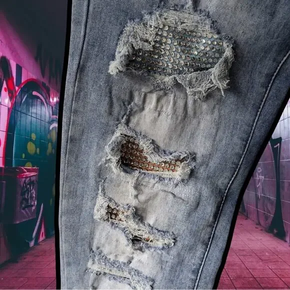 Blue Topic Rhinestone Studded Patch Distressed Denim Jeans Y2K Style - Size 9/10 - Picture 11 of 16